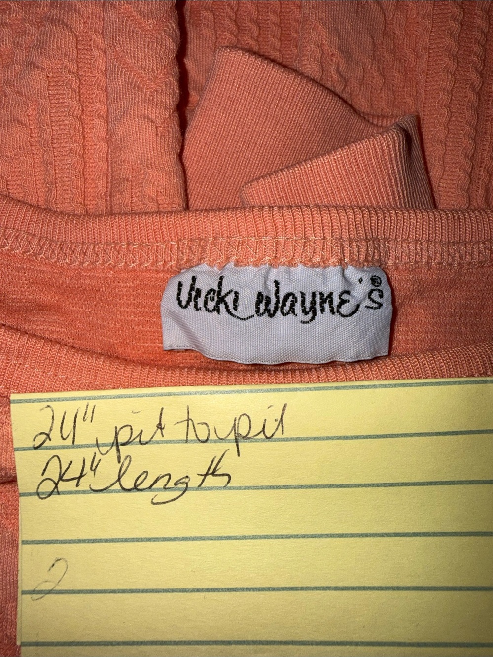 3013-Vicki Wayne Vintage Women's Peach Textured Crewneck Sweater - Picture 3 of 3